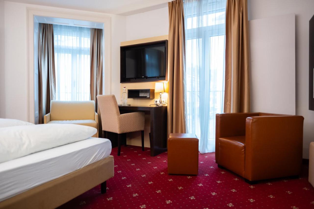 Pucci Baerengarten Stadthotel Равенсбург Екстериор снимка